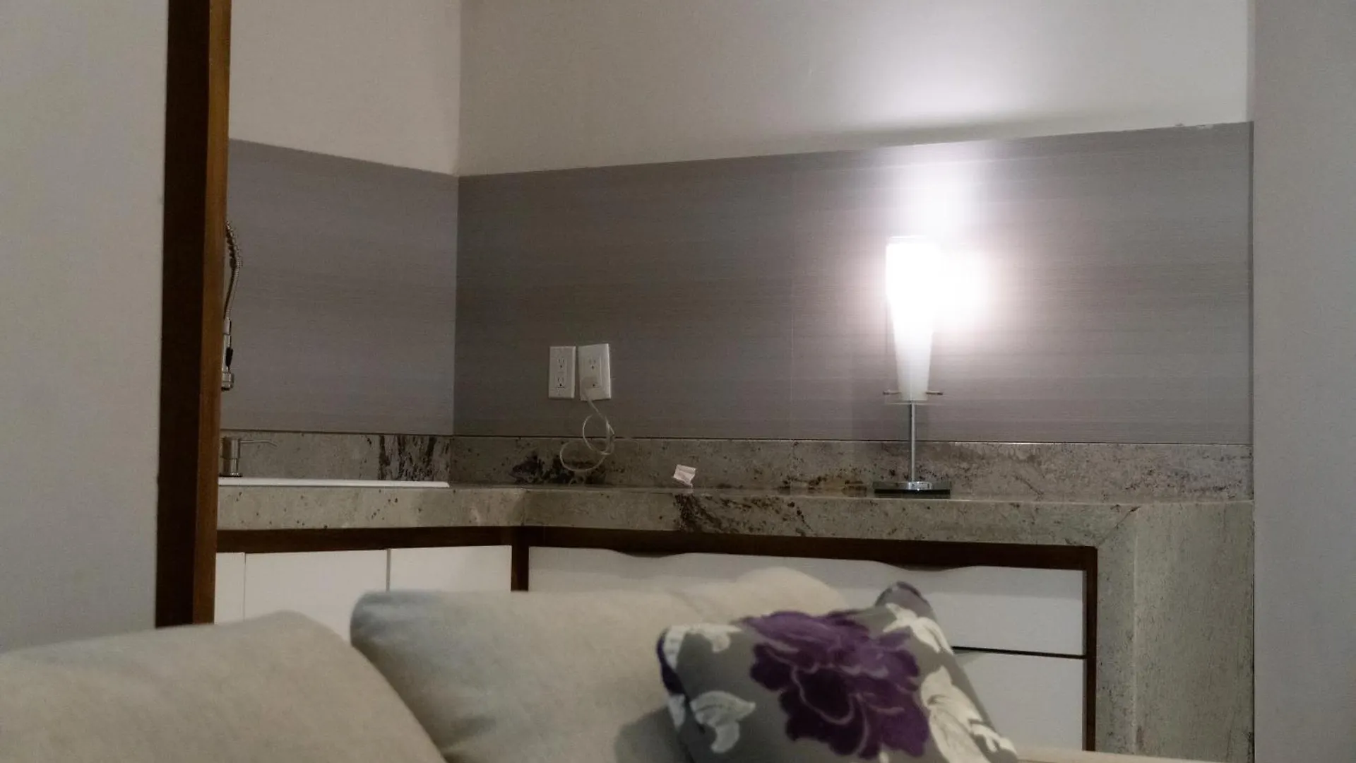 Infinity Suites Triple Room 101 Cancun Aparthotel